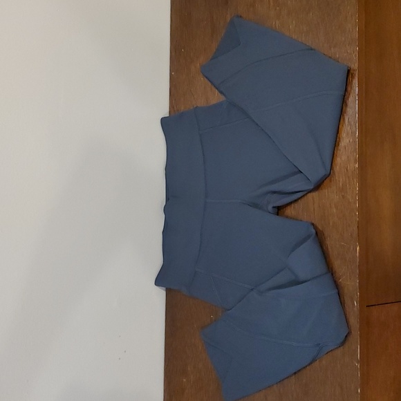 Lululemon Capri Leggings - Picture 10 of 13